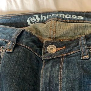 Women’s bullhead jeans. Size 5 s